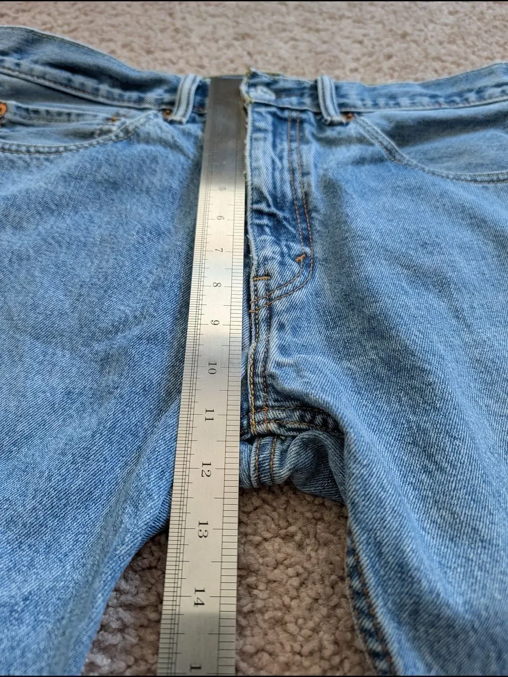 Levis levis mens